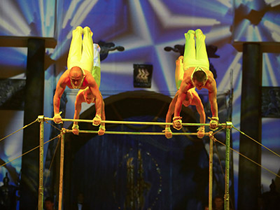 Flying to the Stars -  Reck und Trampolin